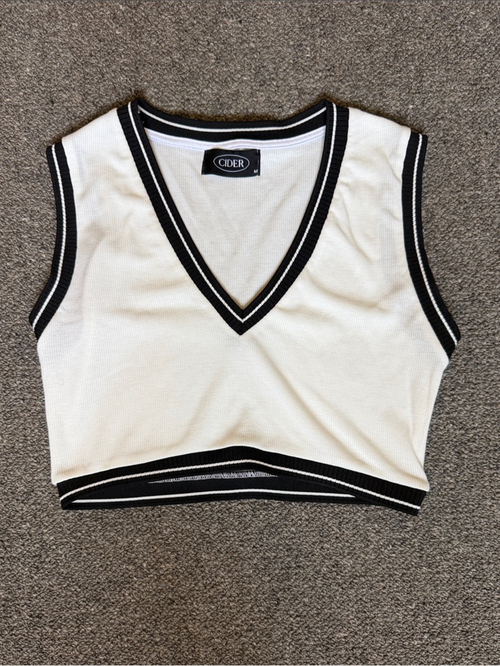 Cider White Cropped V-Neck Vest with Black Trim